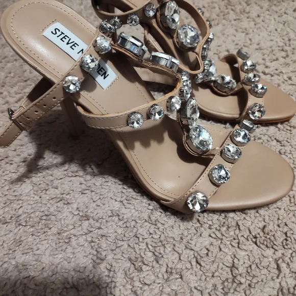 Steve Madden Tan Embellished Women's Sandals - Picture 2 of 3
